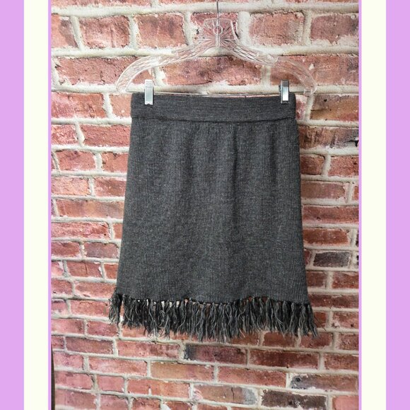 Women's FENN WRIGHT MANSON Knit Fringe Hem Skirt Small - Picture 1 of 5
